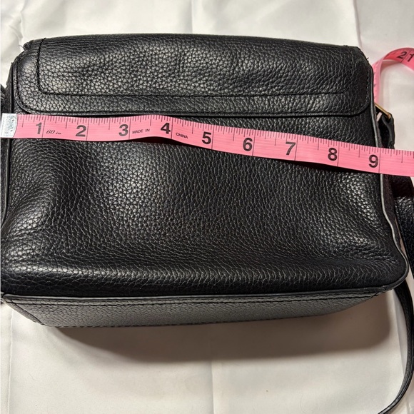 Marc Jacobs black crossbody - Picture 7 of 11